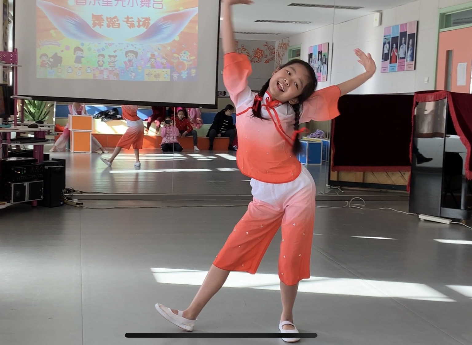 幸福校区"群星闪耀"音乐星光小舞台—第二场五年级舞蹈项目,民乐