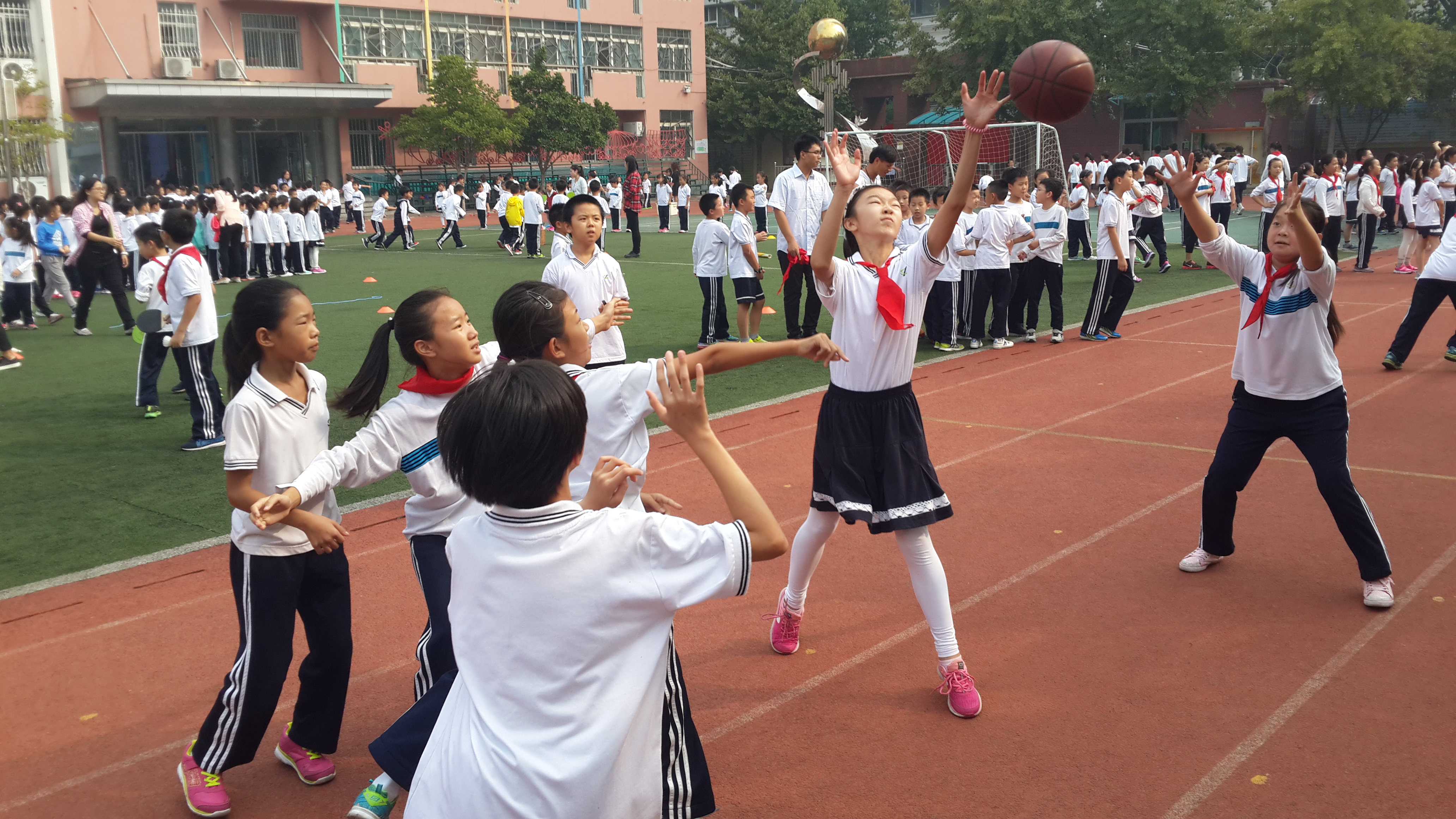 五年级女生三对三篮球比赛第五轮集锦